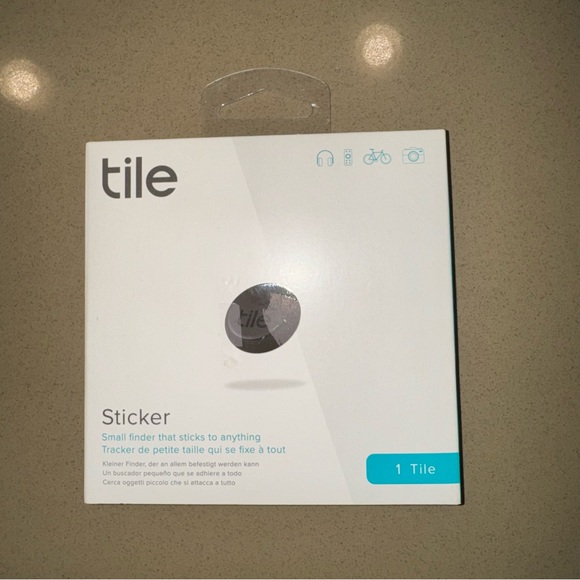 NWT Tile Sticker Bluetooth Tracker - Picture 6 of 6